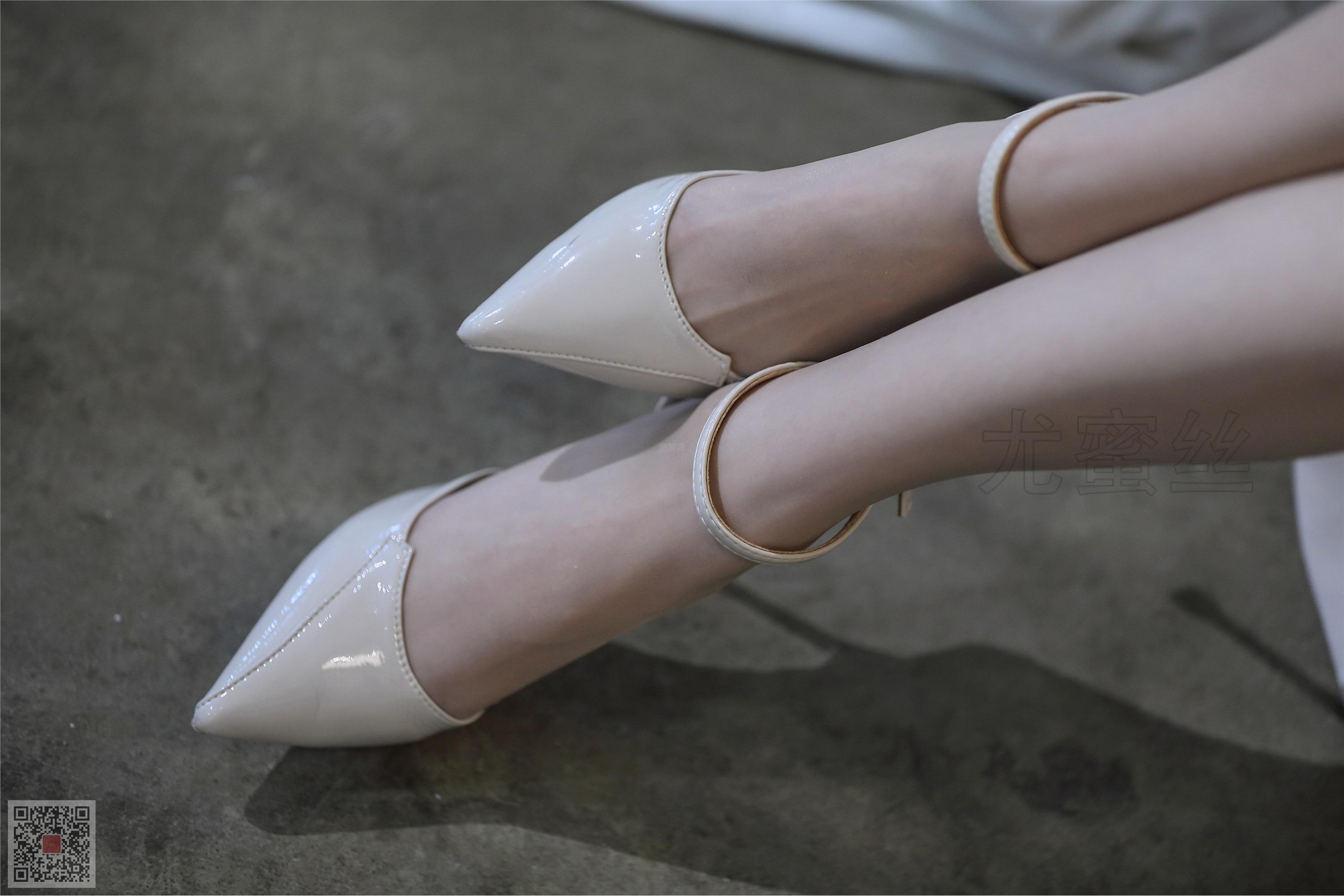 尤蜜丝 穿搭写真 NO.020